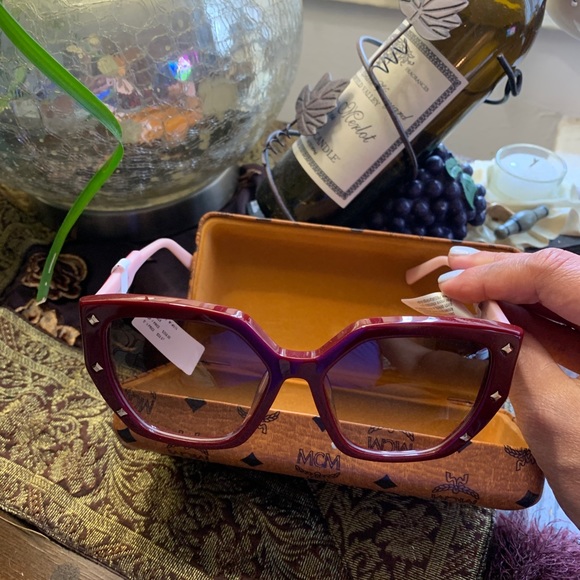 SOLD⛔️Authentic MCM star Studs 55 acetate colorblock sunglasses - Picture 8 of 14